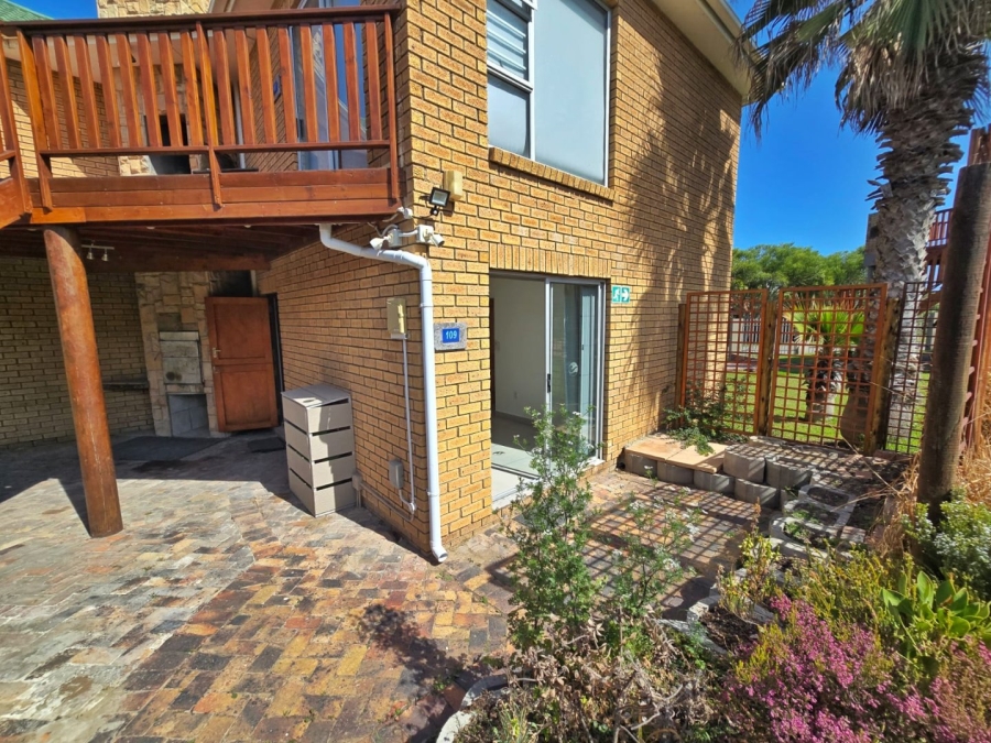 2 Bedroom Property for Sale in Myoli Beach Western Cape